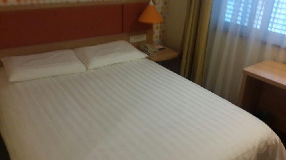 Home Inn Γκουανγκζού Εξωτερικό φωτογραφία